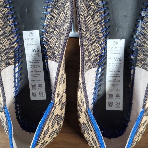 Rothy's *Retired* The Flat: Tan Leopard with Blue & Red Accents Size 6 Like New - Picture 8 of 11